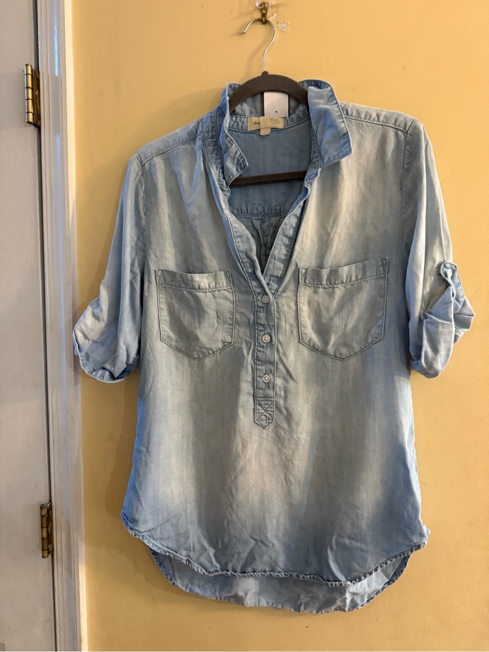 Cloth & Stone for Anthro Light Blue Denim Shirt - Relaxed Women's Henley, M - Picture 6 of 6